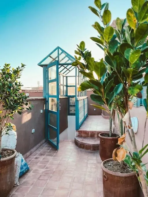 Riad Dar Cidi 100M2 In Der Medina Mit Terrasse 马拉喀什 度假居